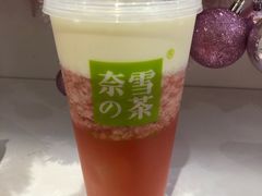 霸气芝士水晶草莓-奈雪的茶(湖滨银泰in77C区PRO店)
