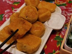 -闯关东东北农家菜(崂山石老人店)