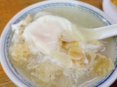 莲子百合雪耳窝蛋-石楼老字号糖水店(人民路店)
