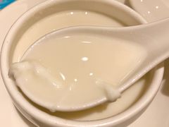 蛋白杏仁茶-利苑酒家(宜安广场店)