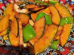 -柴窝堡22号辣子鸡·传承新疆菜