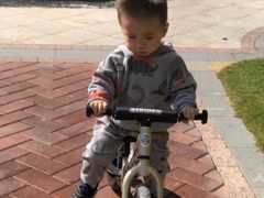 -八爪矩阵极限运动馆·儿童平衡车·感统训练(南海子公园校区)