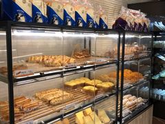 -85度C(生甜甜圈研究工坊·上海松江人民北路店)