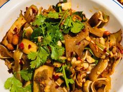 -费大厨辣椒炒肉(万家丽一店)