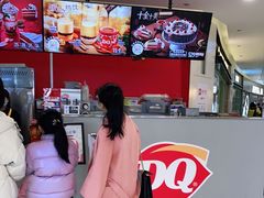 -DQ·蛋糕·冰淇淋(浦江欢乐颂店)