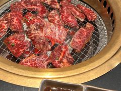 -山川小町·极番烧肉(新地假日广场店)