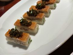 鱼子酱脆皮松板肉-解香楼(八盘岭路店)