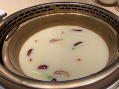 -余欢领鲜火锅(新街口店)