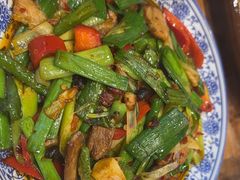 -乡土特色.冷锅鱼.牦牛肉汤锅