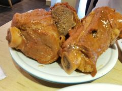 招牌酱大骨-关东小磨东北菜(上海长风大悦城店)