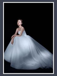 -雪中彩影婚纱摄影·微光艺术中心