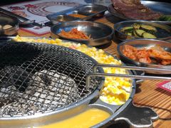 -青瓦炭韩潮烤肉(花园道店)