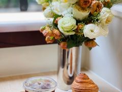 -VERIE BAKEHOUSE