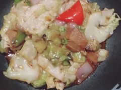 -聚汇三少·龙虾·中餐厅(莫邪路新天地店)