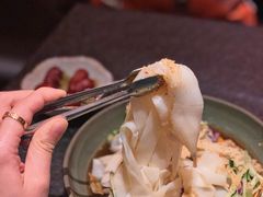 羊毛工镇凉皮-丝路金桃·新疆菜(徐汇店)