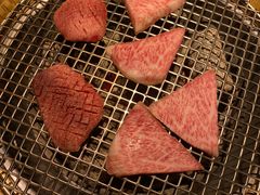 -铭牛烧肉·和牛海鲜自助(高新月牙湖店)