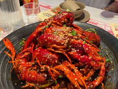 -肥肥虾庄·金牌油焖大虾(汉街SKP店)