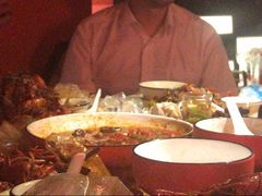 -虾弄弄海派小龙虾·牛羊蝎子火锅