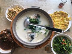 -天乐农家鱼头王(天目湖店)