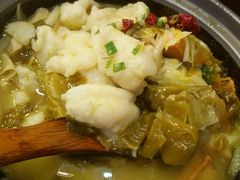 -周鱼小馆石锅酸菜鱼(活力汇店)