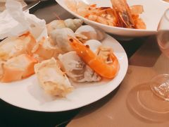 -宝利来国际大酒店-凤凰阁旋转餐厅