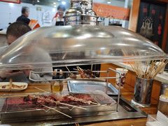 -哈尔滨小酒馆·鲜肉现穿自助烧烤(康新花园店)
