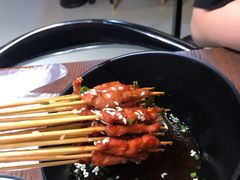 -虾弄弄海派小龙虾·牛羊蝎子火锅