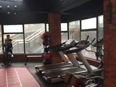 -GYMPLUS私教健身会馆(大悦城店)