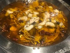 -新沸腾鱼乡(世贸天阶店)