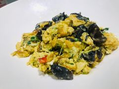 香椿苗炒鸡蛋-渔家风味·鲅鱼水饺·央视展播·海鲜天津菜(开发区店)