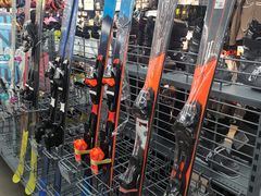 -迪卡侬(西三旗店)