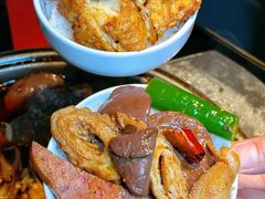 -辣尚瘾·烤鱼·新川菜(牡丹园直营店)