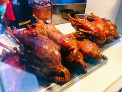 -王浩儿纪六孃甜皮鸭(乐山总店)