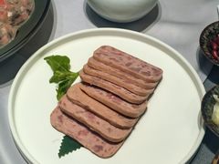 -红鼎豆捞·非遗鲍皇汤火锅(宝丰路店)