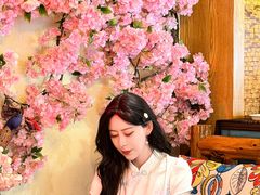 -月亮眼花园餐厅书吧酒吧