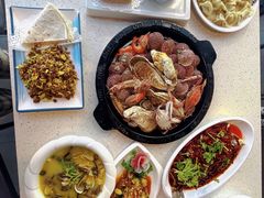 -巧克力渔家.小船海鲜胶东菜(万平口店)