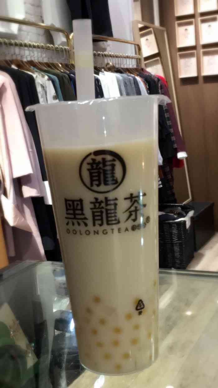 "学校附近的奶茶店～推荐玛奇朵系列 很好喝