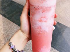 芝芝莓莓-喜茶(上海正大广场店)