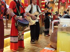 -老滇山寨•云南特色菜•地方菜•民族风情歌舞表演(金碧店)