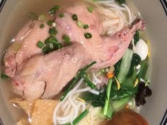 -刀小蛮半只鸡过桥米线(家乐福四元桥店)
