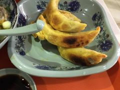 -老新隆牛肉锅贴(新街口店)