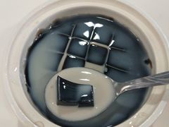 椰汁龟苓膏-梧州双钱龟苓膏(丽港航母店)