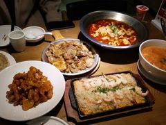 -吕氏疙瘩汤·海鲜新鲁菜(海州利群店)