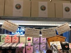 -猫的天空之城概念书店(杭州南宋御街店)