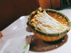 -喃喃椰·糟粕醋·椰子鸡火锅(七堡花园店)