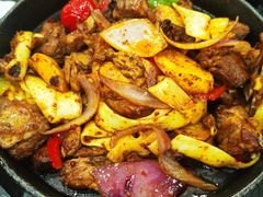 -撒拉人家.酸菜牦牛肉火锅