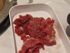 -嘎琉鲜切牛肉自助火锅