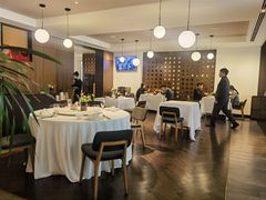 -伯衡55·吉品轩(乌鲁木齐南路店)