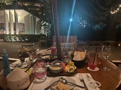 -三亚艾迪逊酒店·海滩烧烤 BARBACOA·现场乐队·浪漫晚餐·烧烤海鲜
