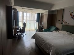 -网鱼电竞酒店(成都欢乐谷金府地铁站店)